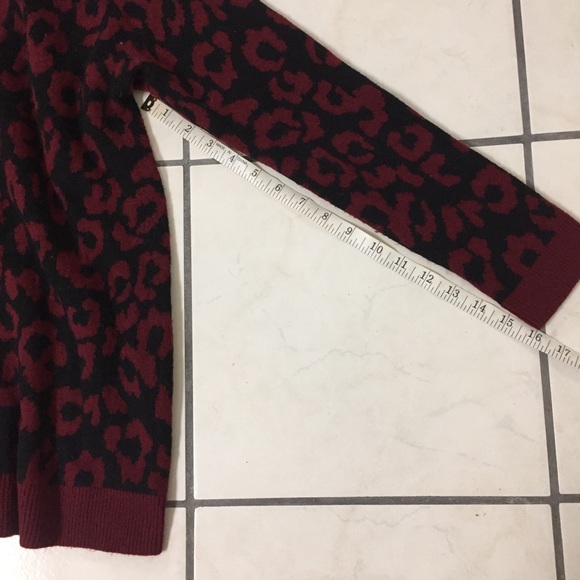 🚫 SOLD F21 Women Oversize Cardigan Maroon Sz S - Picture 4 of 5